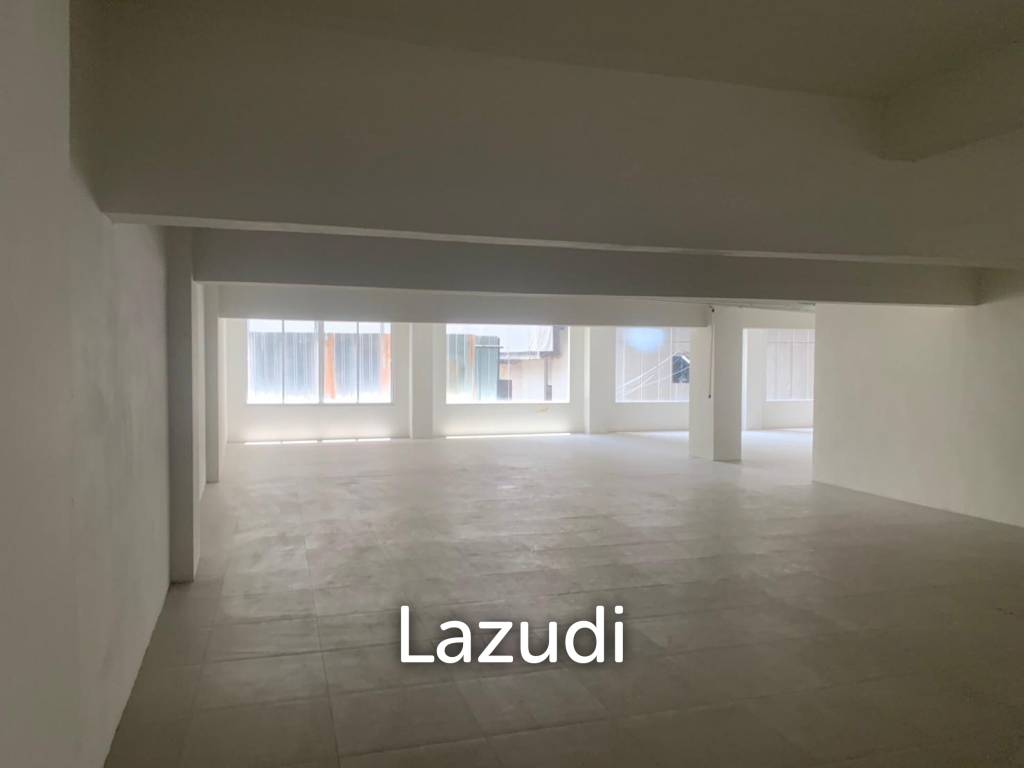 Retail Opportunity in The Raya Surawong Bangkok