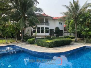 Good Quality + Design 5 Bed Pool Villa