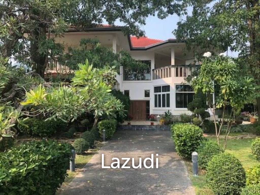 1,600 Sqm 4 Bed 4 Bath Villa For Sale