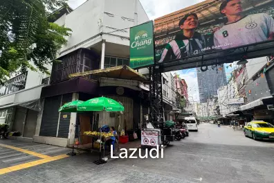 Spacious Retail Space in Prime Bang Rak Location