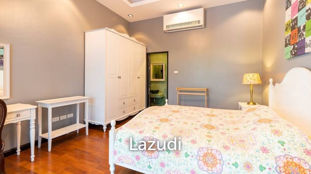 3-Bedroom Pool Villa for Sale in Land & Houses, Chalong