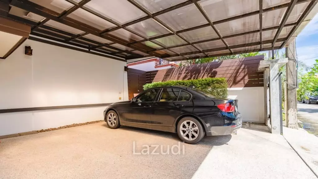 3-Bedroom Pool Villa for Sale in Land & Houses, Chalong