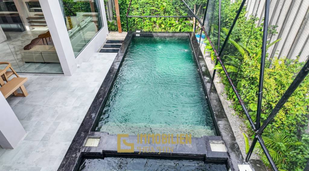 Elegante, voll möblierte Villa in Hua Hin