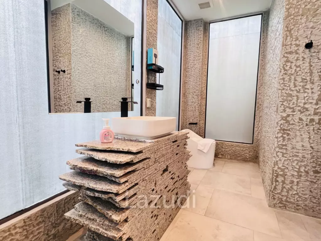 Luxury Fully Furnished Villa in Hua Hin
