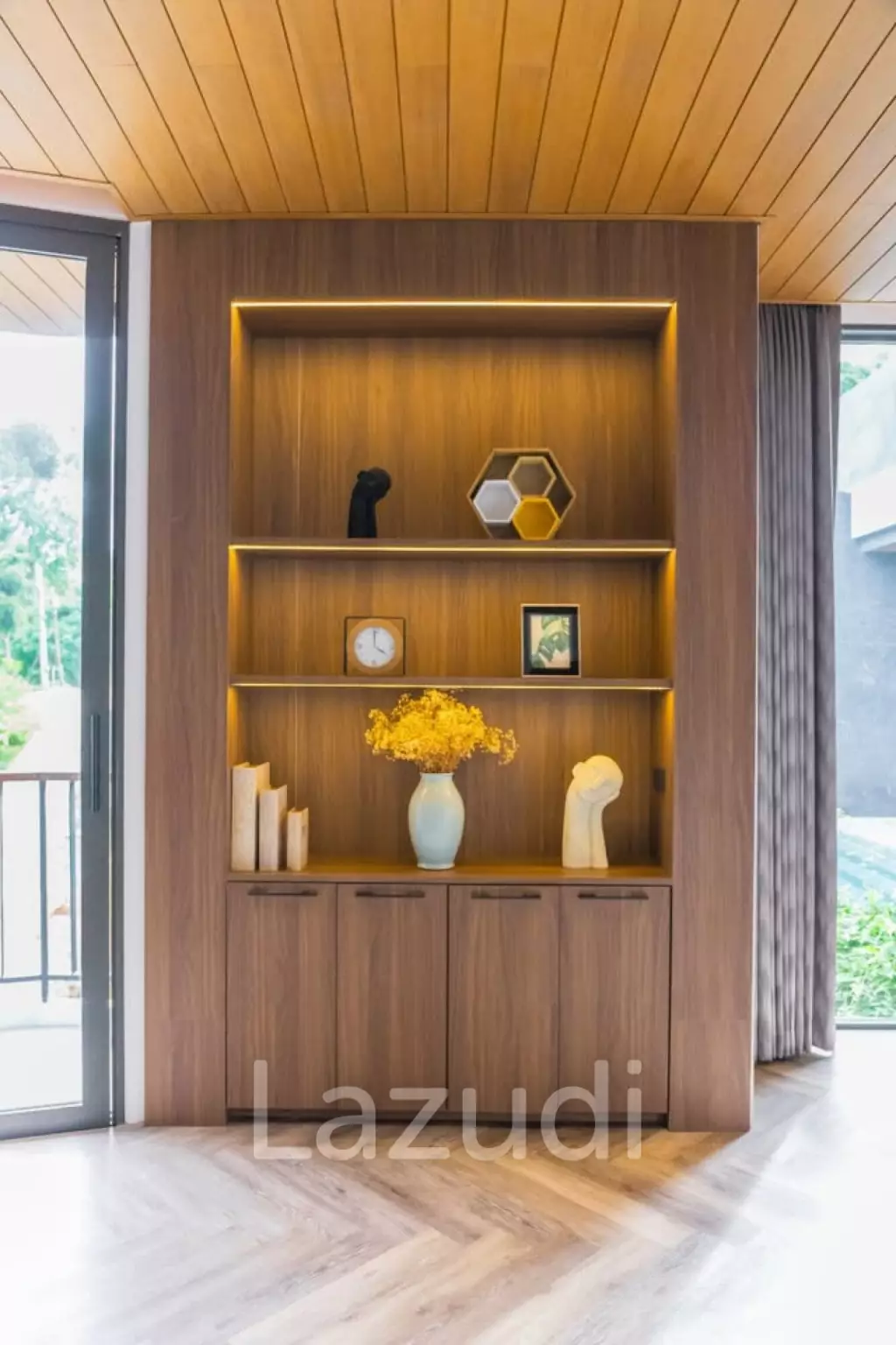 Modern Fully Serviced Pool Villa for Rent at Layan Hilltop