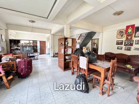 1 Rai Land For Sale With a building Near to Main Road.