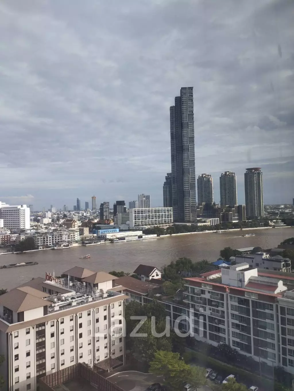 2 Bedroom 2 Bathroom 91.5 Sq.m Baan Sathorn Chaopraya