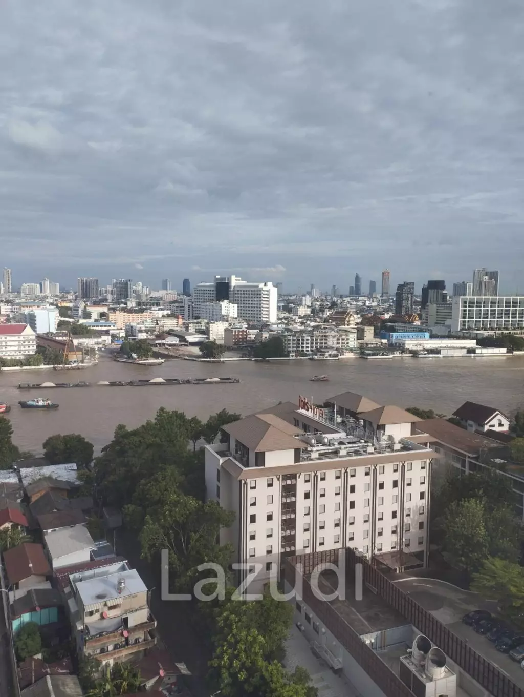 2 Bedroom 2 Bathroom 91.5 Sq.m Baan Sathorn Chaopraya