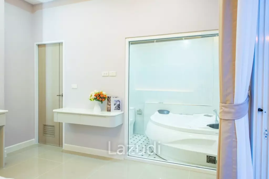 3 Beds 4 Baths 200 SQ.M. Villa In Khaomakok