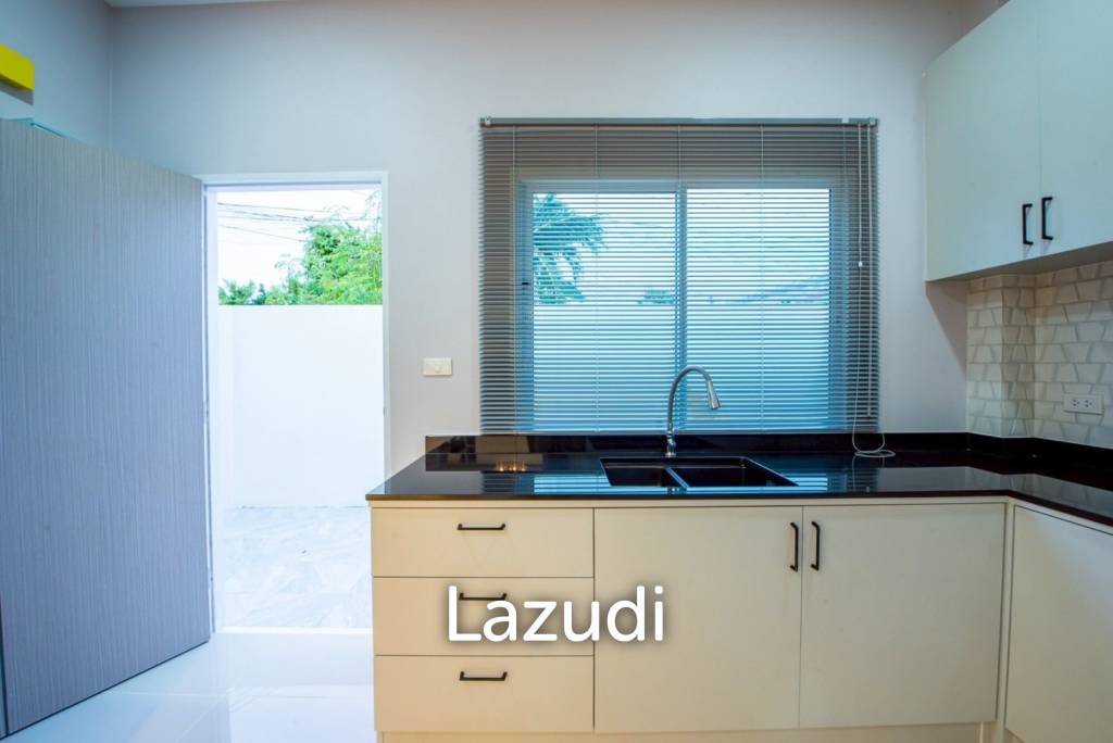 3 Beds 4 Baths 200 SQ.M. Villa In Khaomakok