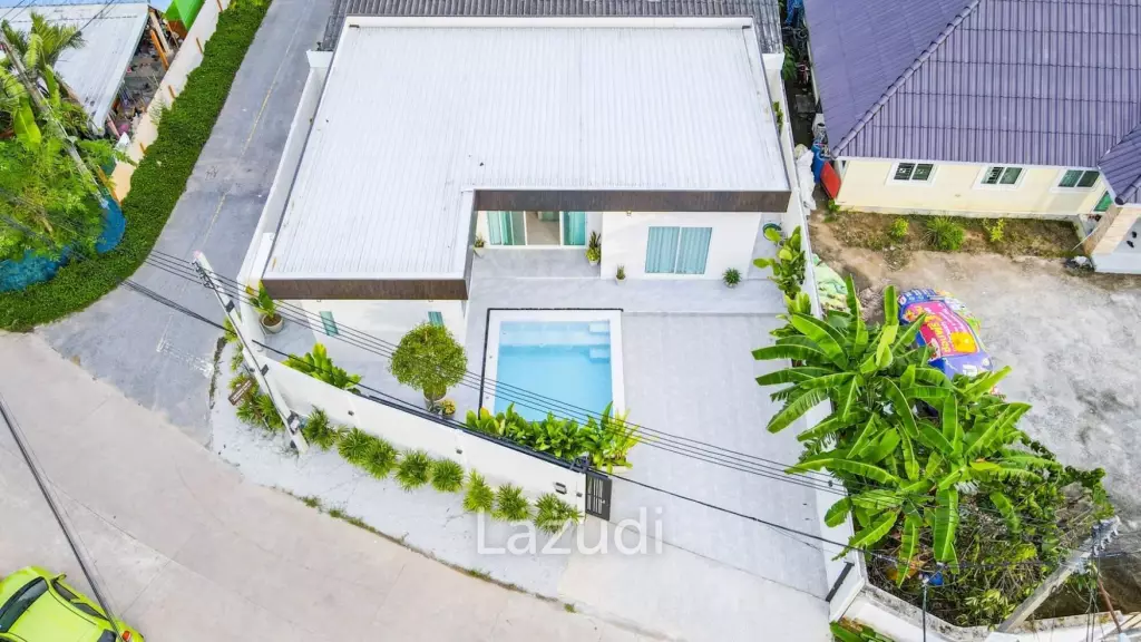 3 Beds 4 Baths 200 SQ.M. Villa In Khaomakok