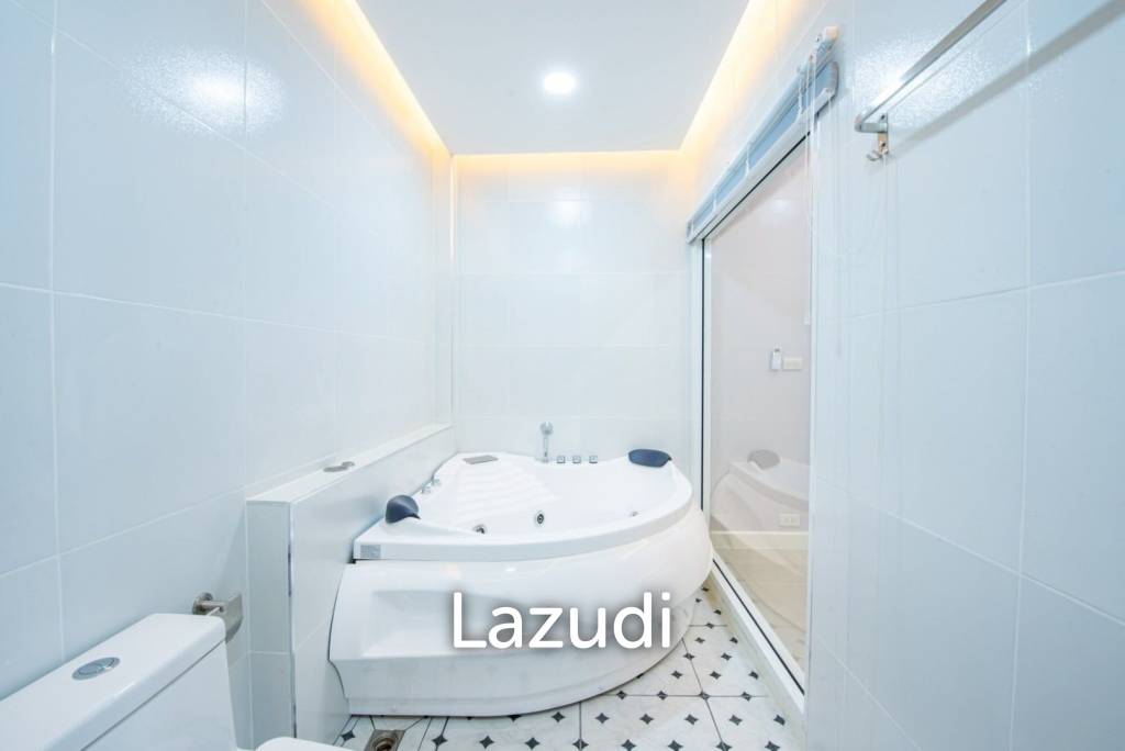 3 Beds 4 Baths 200 SQ.M. Villa In Khaomakok