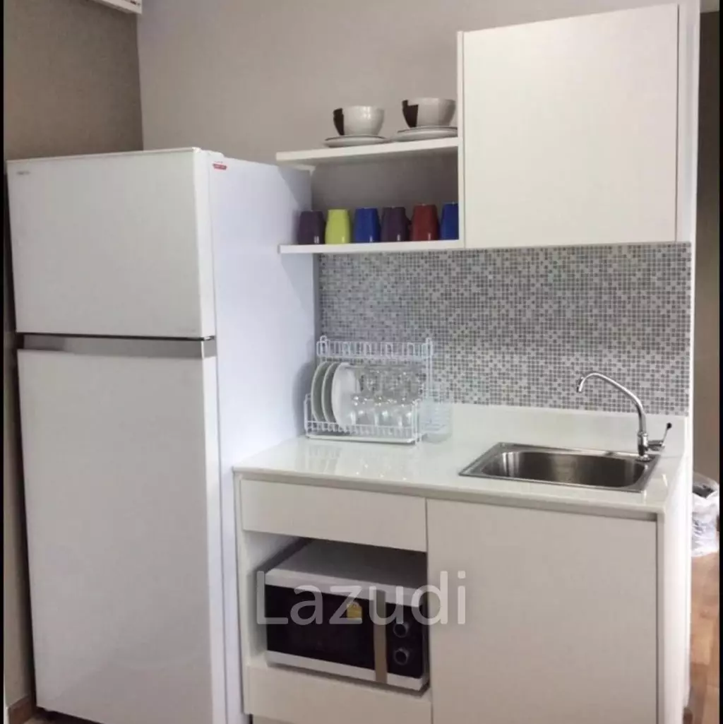 The Trust Condo: 2-Bedroom, 2 bathroom close to beach