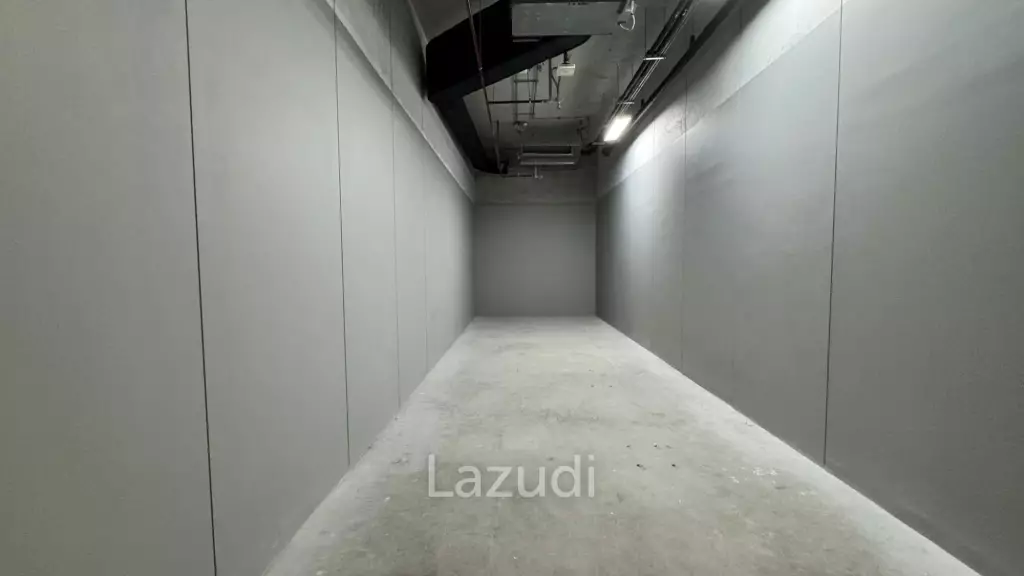 Prime Retail Space in O-NES Tower Khlong Toei Bangkok