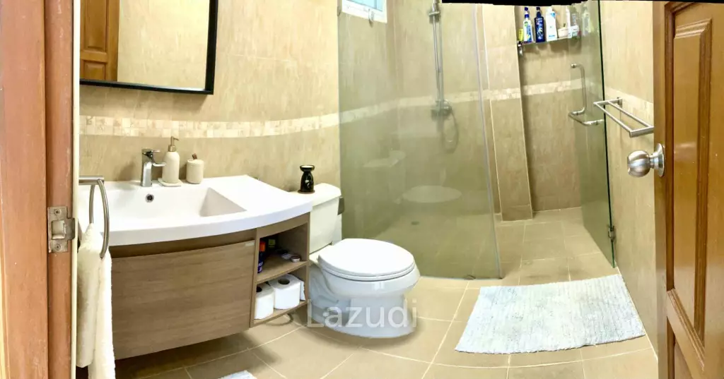 Beautiful Spacious 4-Bedroom Pool Villa for Sale in Karon
