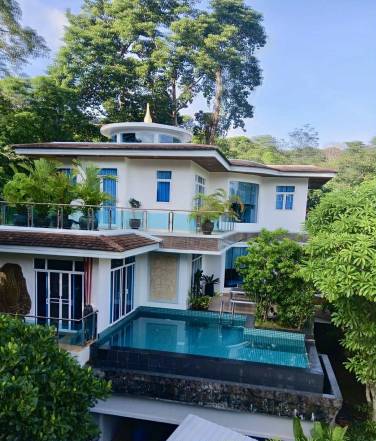 Beautiful Spacious 4-Bedroom Pool Villa for Sale in Karon