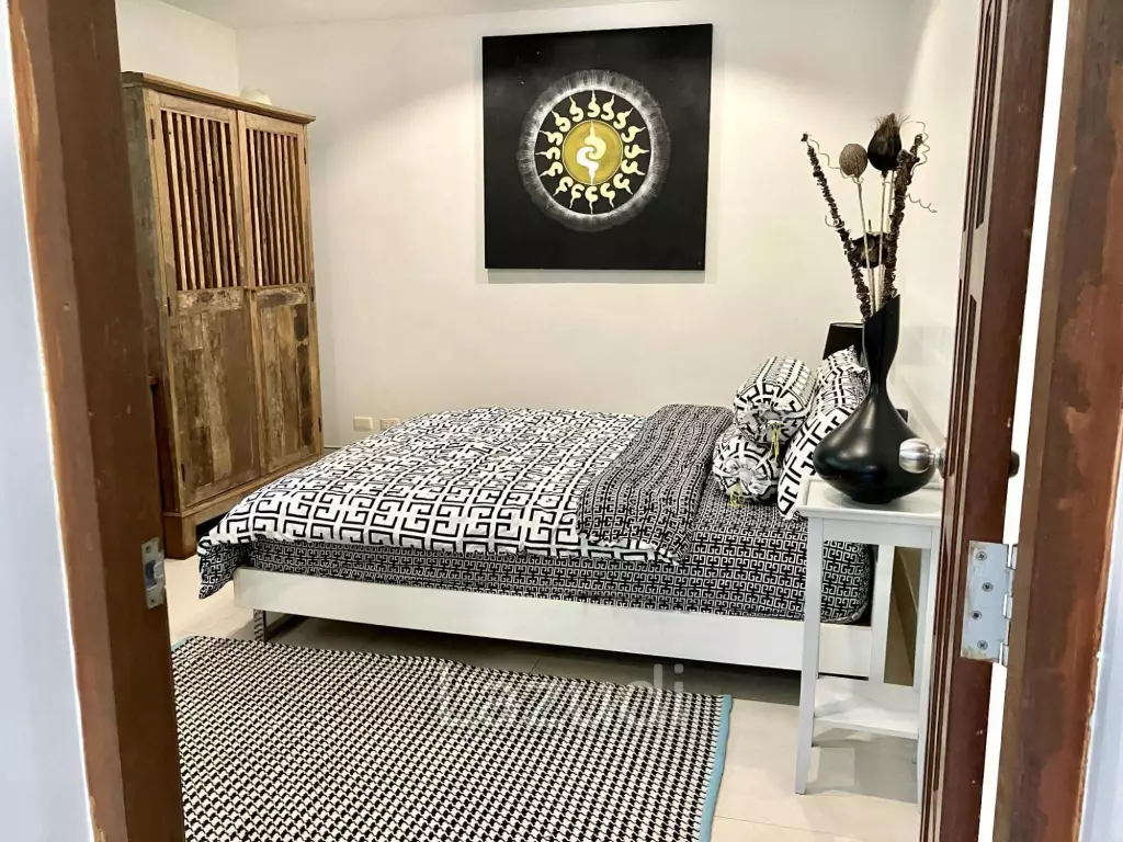 Beautiful Spacious 4-Bedroom Pool Villa for Sale in Karon
