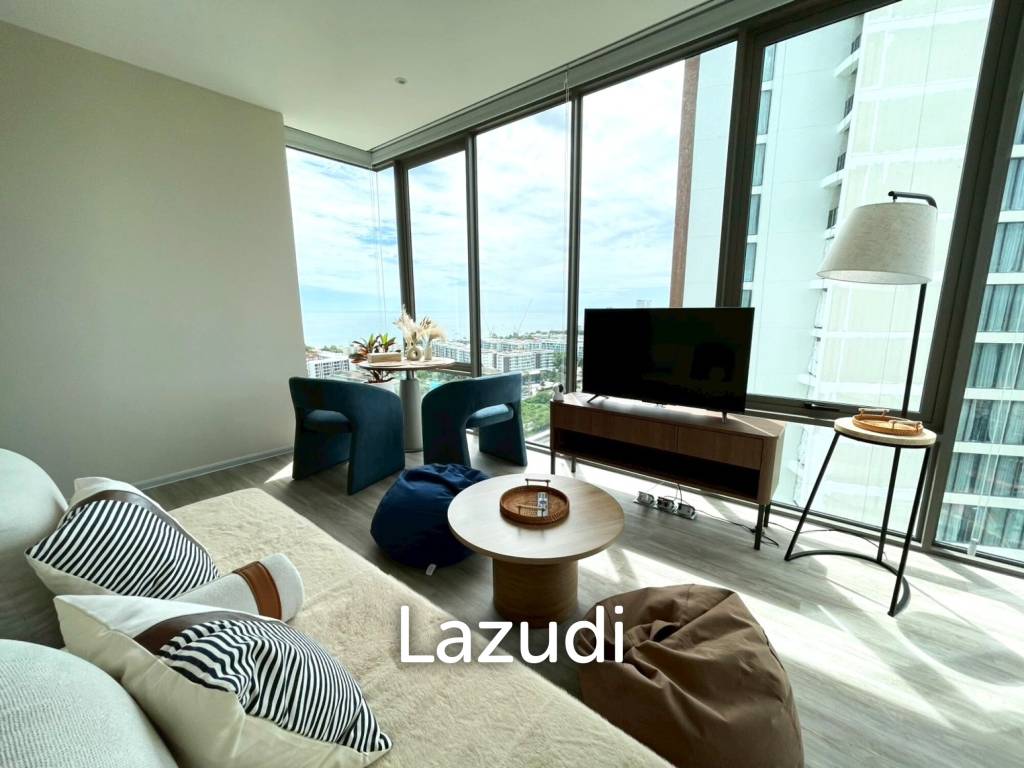 Vehha Condo: Luxury Corner 1-Bed Corner unit with Sea and Mountain Views