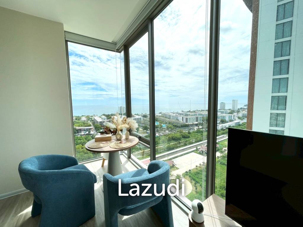 Vehha Condo: Luxury Corner 1-Bed Corner unit with Sea and Mountain Views