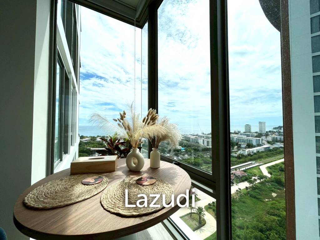 Vehha Condo: Luxury Corner 1-Bed Corner unit with Sea and Mountain Views