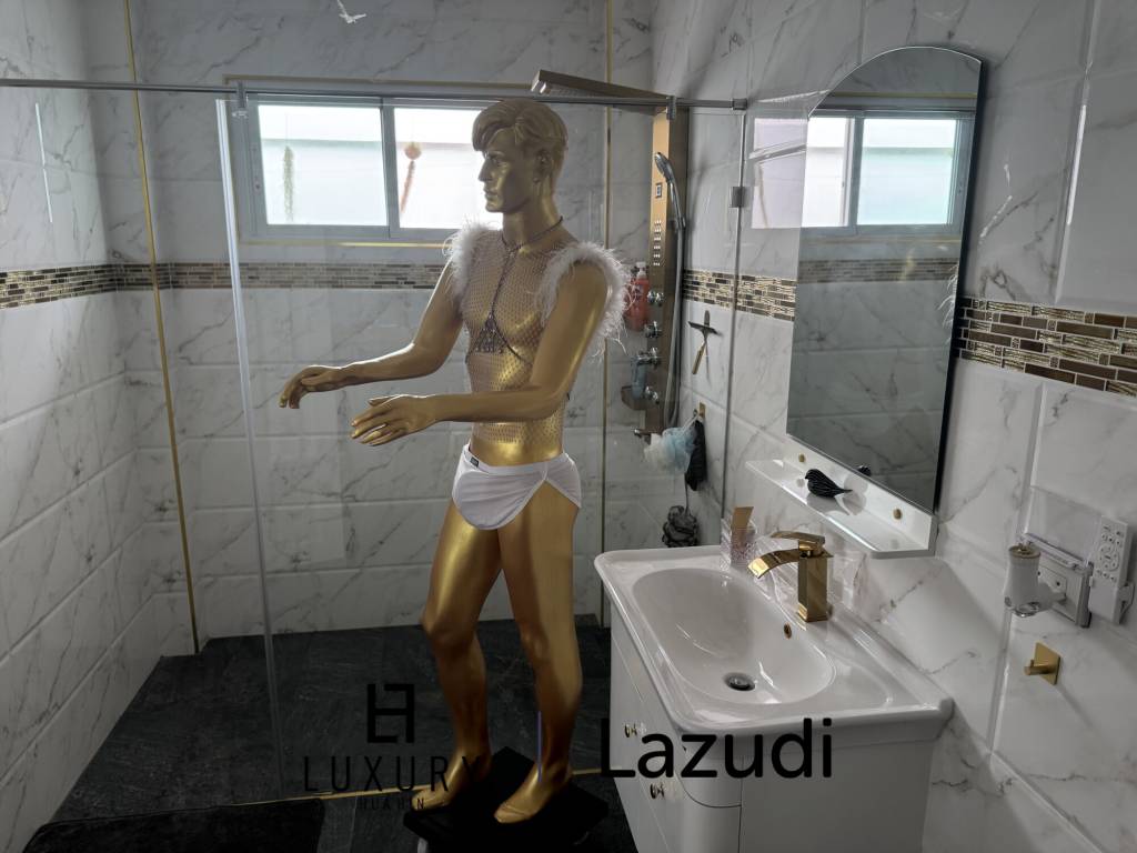 Villa Madame: 2 bed, Pool Villa, Comfort and Tropical Living