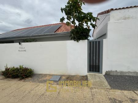 Solaranlage mit Batterie / 3x6 m Pool / kostenfreier Roller dabei