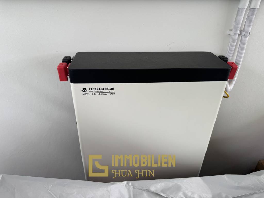 Solaranlage mit Batterie / 3x6 m Pool / kostenfreier Roller dabei