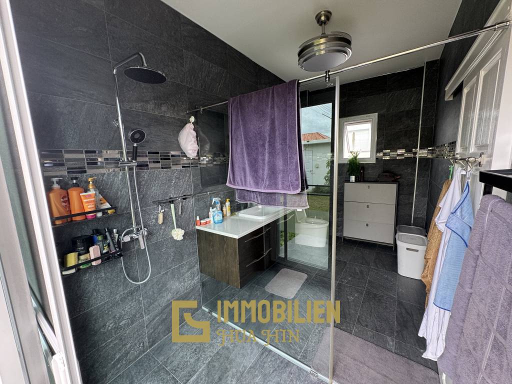 Solaranlage mit Batterie / 3x6 m Pool / kostenfreier Roller dabei