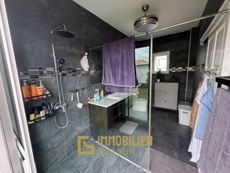 Solaranlage mit Batterie / 3x6 m Pool / kostenfreier Roller dabei