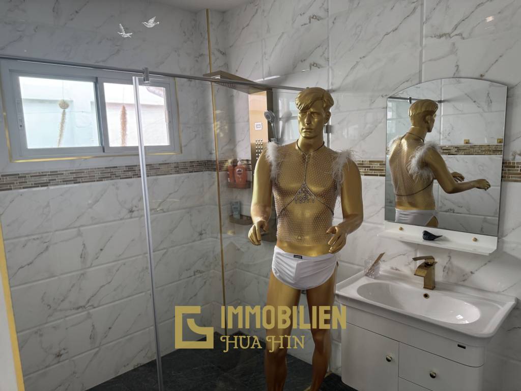 Solaranlage mit Batterie / 3x6 m Pool / kostenfreier Roller dabei