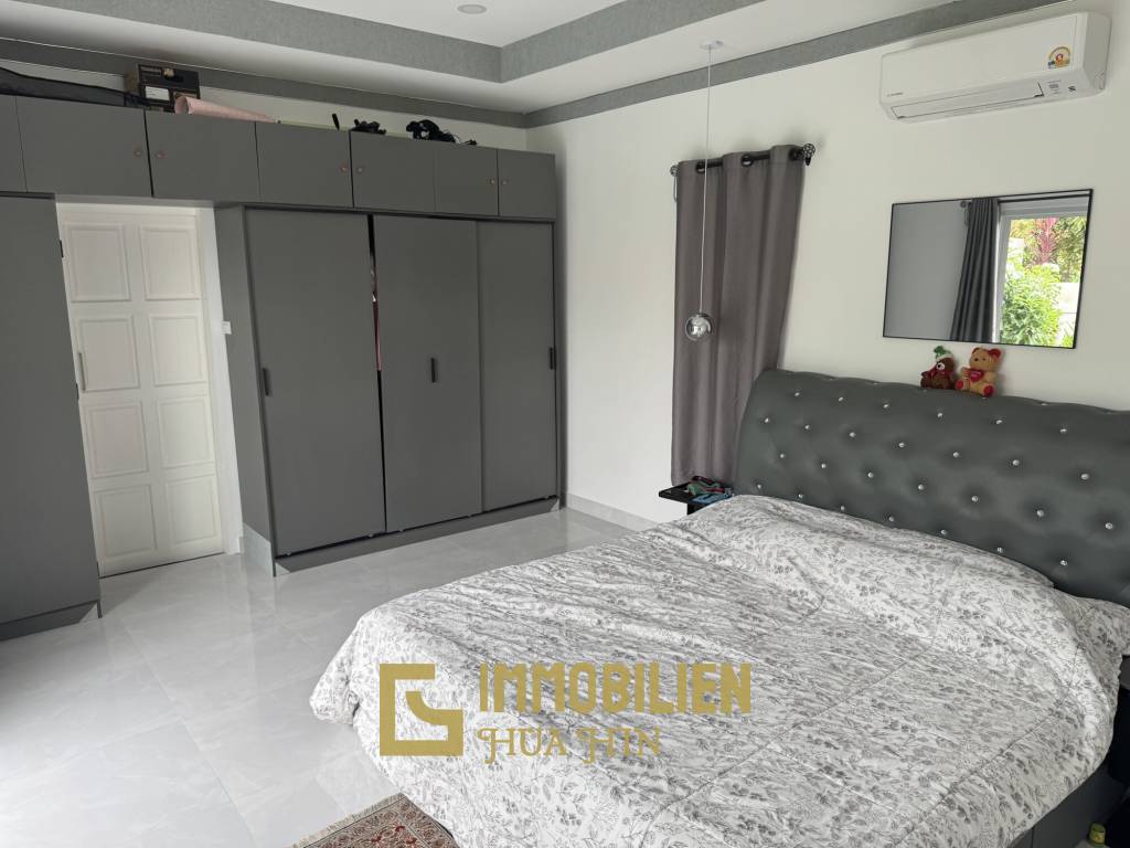 Solaranlage mit Batterie / 3x6 m Pool / kostenfreier Roller dabei