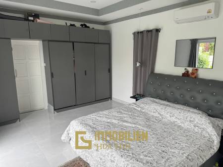 Solaranlage mit Batterie / 3x6 m Pool / kostenfreier Roller dabei