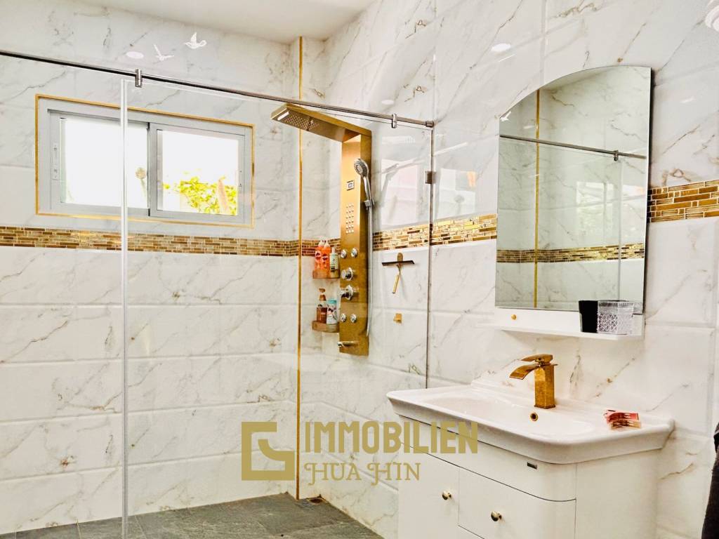 Solaranlage mit Batterie / 3x6 m Pool / kostenfreier Roller dabei