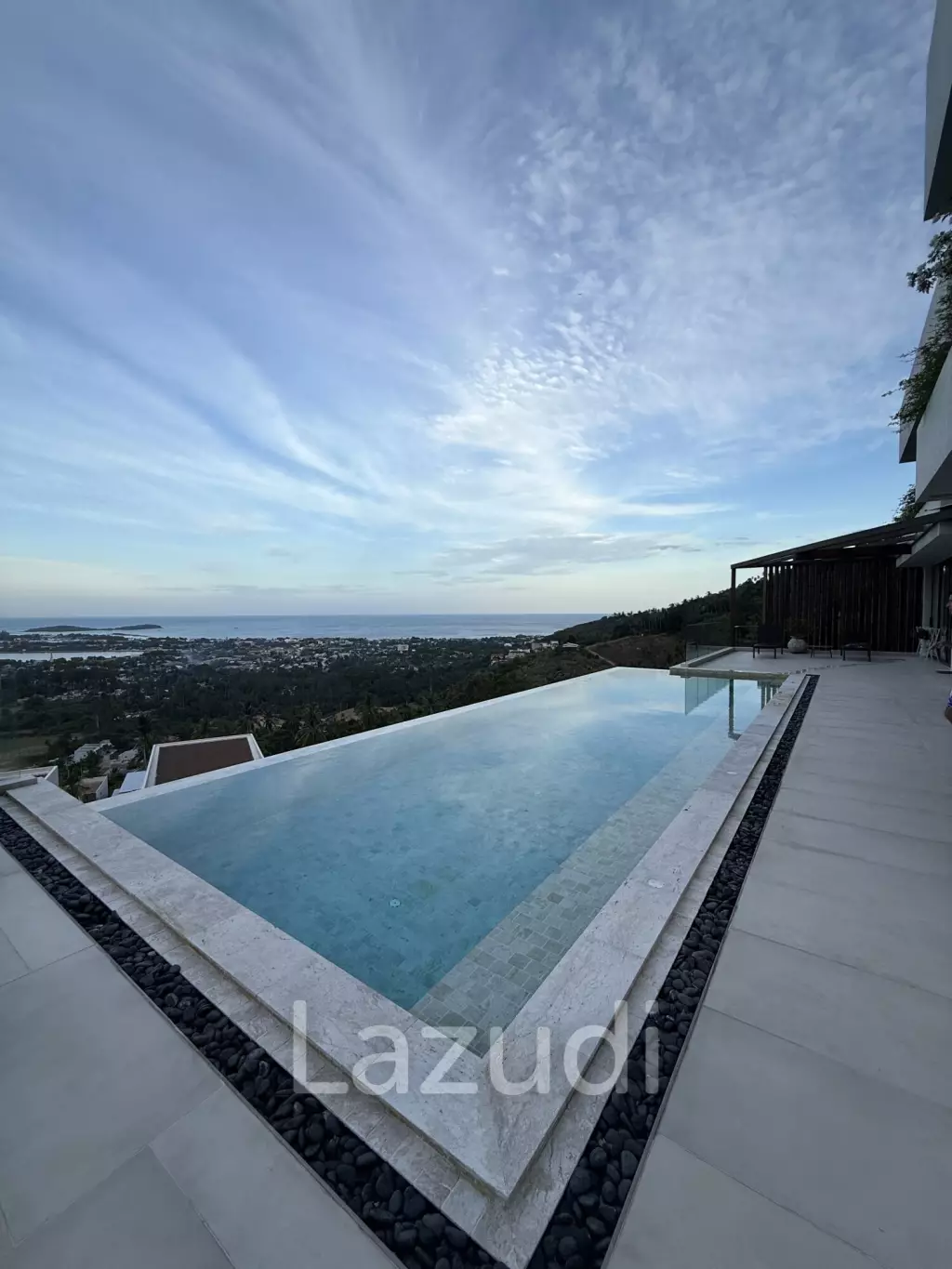Luxurious 6-Bedroom Sea View Villa in Chaweng