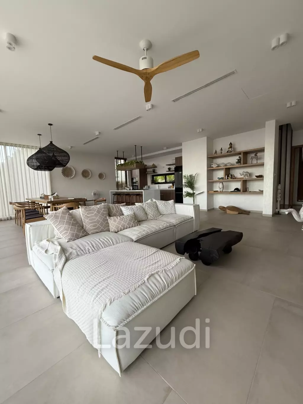 Luxurious 6-Bedroom Sea View Villa in Chaweng