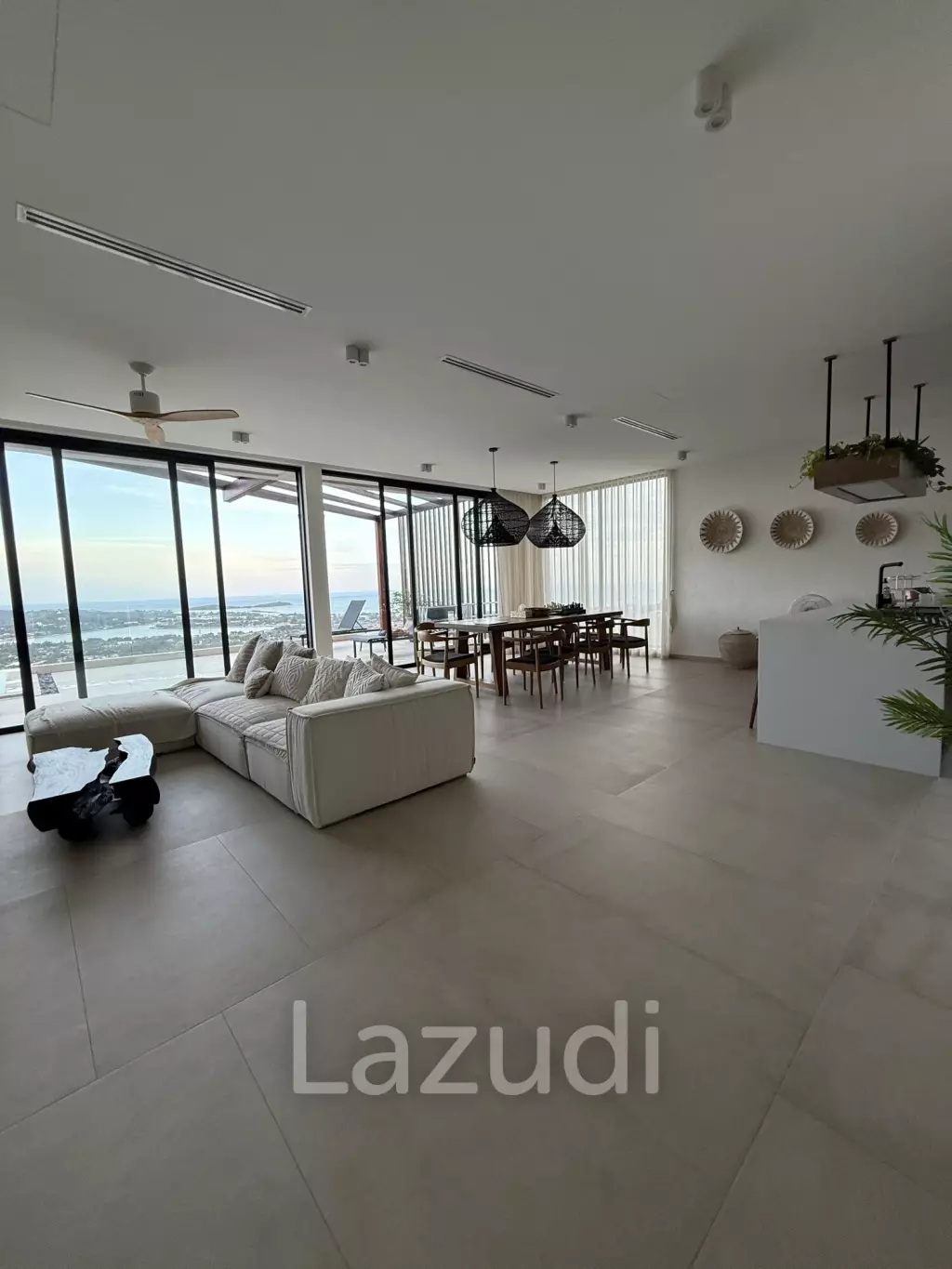 Luxurious 6-Bedroom Sea View Villa in Chaweng