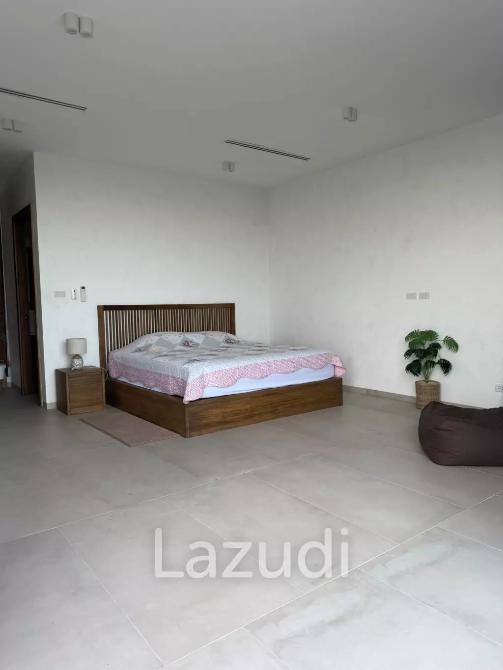 Luxurious 6-Bedroom Sea View Villa in Chaweng