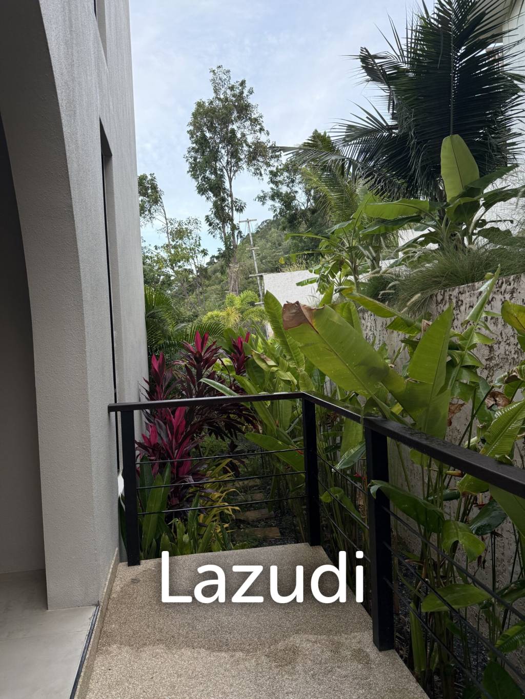 Luxurious 6-Bedroom Sea View Villa in Chaweng