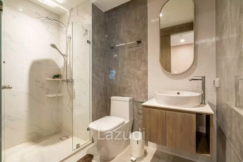 2 Beds 2 Baths 62 SQ.M LLOYD Soonvijai-Thonglor