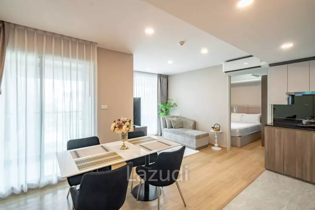 2 Beds 2 Baths 62 SQ.M LLOYD Soonvijai-Thonglor