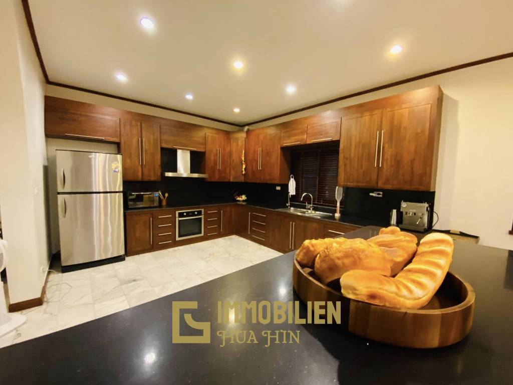 300 qm Wohnfläche / 960 qm Grundstück / Stadtlage