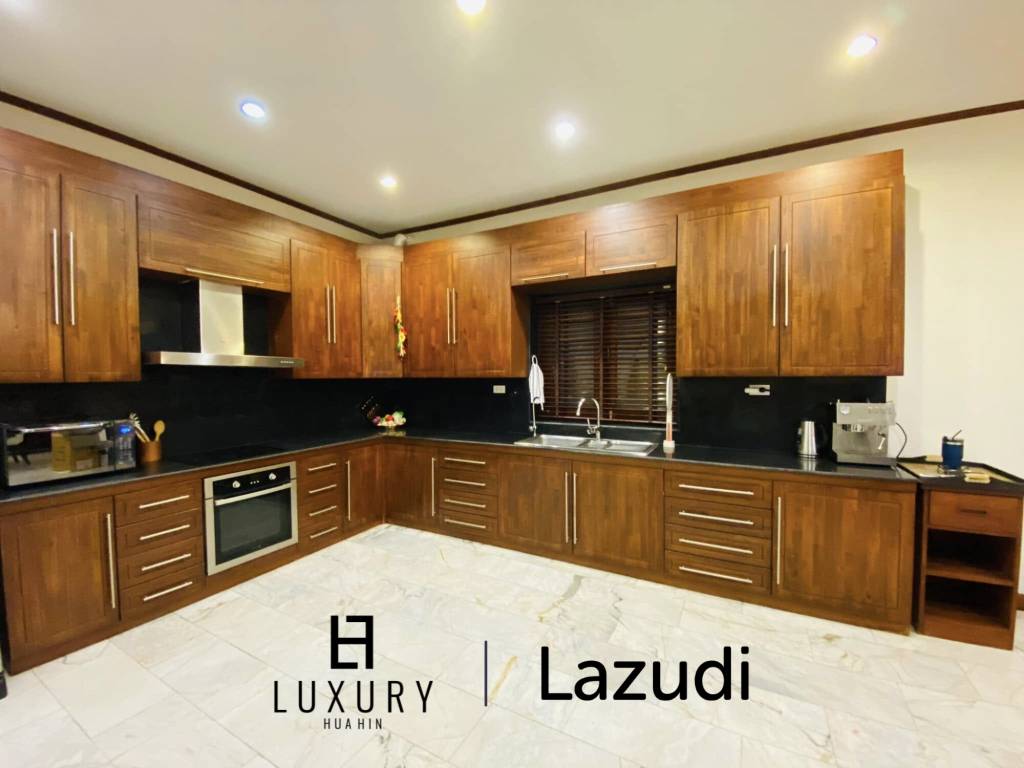 คริสตัลวิว: พูลวิลล่า 3 ห้องนอน 3 ห้องน้ำ พร้อมจากุซซี่