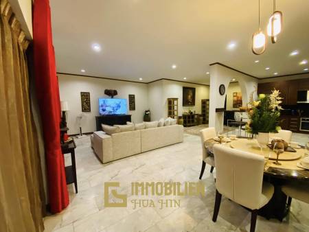 300 qm Wohnfläche / 960 qm Grundstück / Stadtlage