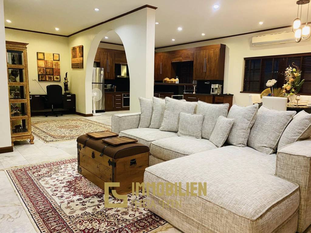 300 qm Wohnfläche / 960 qm Grundstück / Stadtlage