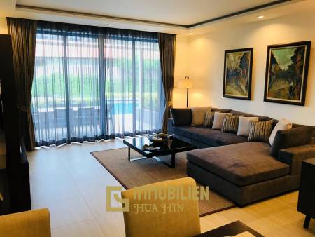 ริเวียร่า เพิร์ล รีสอร์ท โฮมส์: ทาวน์โฮมใหม่ พร้อมสระว่ายน้ำ 2 ห้องนอน