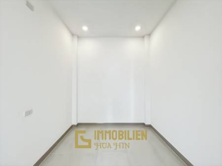 3 Schlafzimmer + 2 Bäder / Pool / ruhige Lage / 380 qm Grundstück