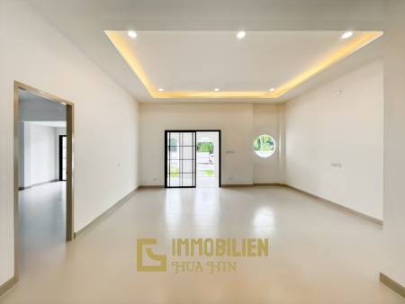 3 Schlafzimmer + 2 Bäder / Pool / ruhige Lage / 380 qm Grundstück