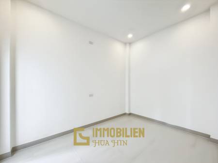 3 Schlafzimmer + 2 Bäder / Pool / ruhige Lage / 380 qm Grundstück