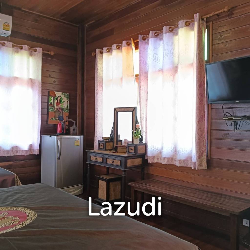 CHA AM: THAI STYLE RESORT, 1 big and 21 small houses, 30 Bed