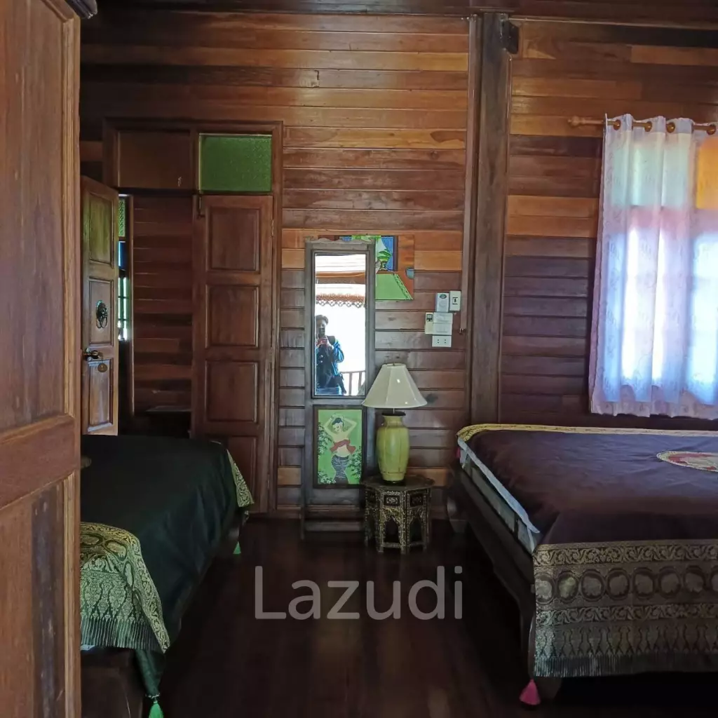 CHA AM: THAI STYLE RESORT, 1 big and 21 small houses, 30 Bed